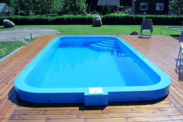 Бассейн из полипропилена – цвет моря на долгие годы!