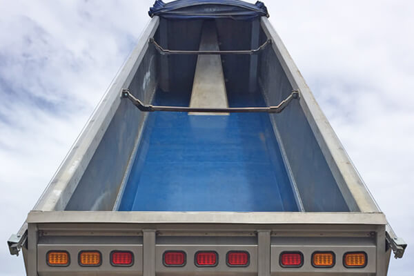 Как высокомолекулярный полиэтилен PE - 1000 решает проблему налипания сыпучих материалов