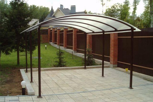 Применение оргстекла в строительстве и архитектуре