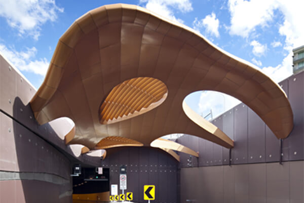 Тентовые конструкции в архитектуре: тоннельный навес в Австралии